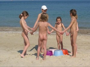 family nudism