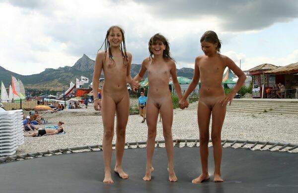 Nudist photo gallery